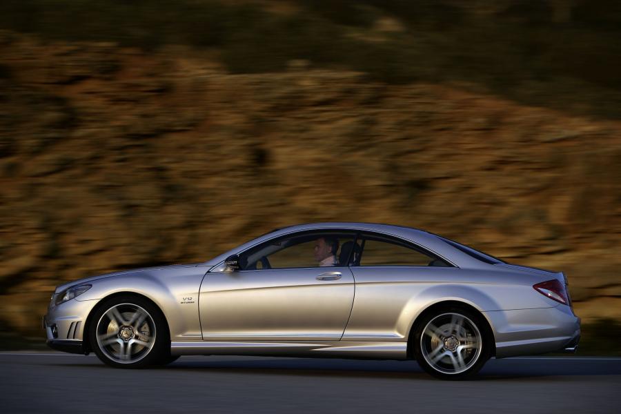  Mercedes-Benz CL65 AMG 2008 года  (фото 3 из 22)